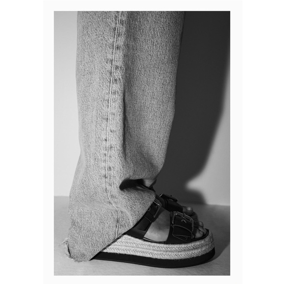 Zara (VGUC) | Black Leather Wedges Slip Sandals with Buckle and Platform - Picture 2 of 16